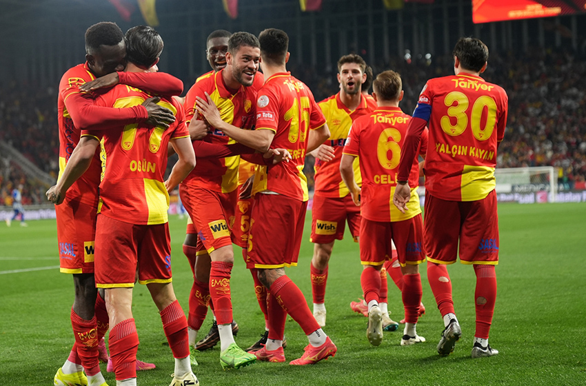 Göztepe Erzurumspor FK maç sonucu 3 0