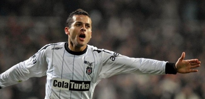 Günün en flaş transfer iddiası: Beşiktaş, Bobo'yu geri getirecek!