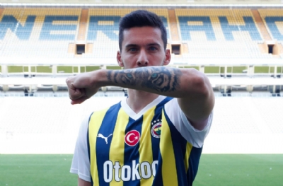 Fenerbahçe Umut Nayir'i resmen açıkladı!