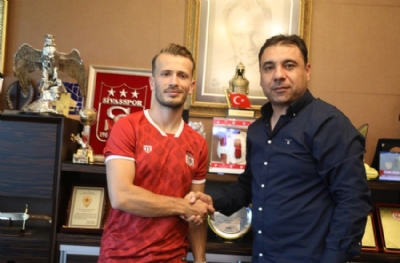 Sivasspor transferi açıkladı! Abdulkadir Parmak bitti