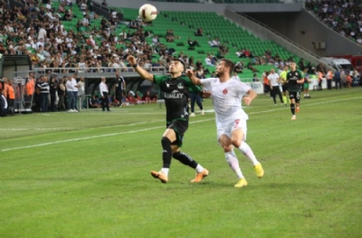 Sakaryaspor - Ümraniyespor maç sonucu: 1-1