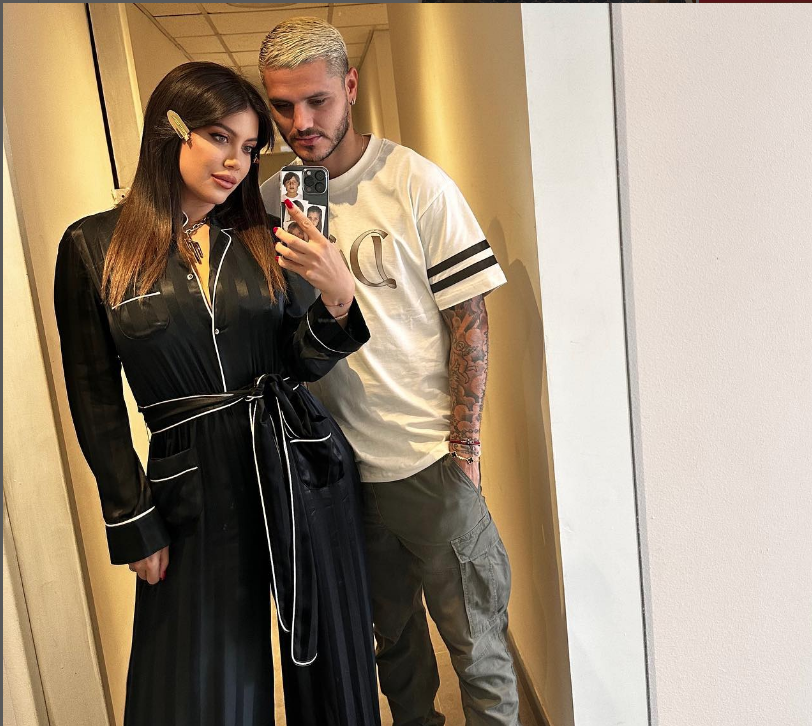 Icardi 3 mankenle basıldı! Wanda Nara efsane bir yorum yaptı 1 10092023004619 2593501 0 46
