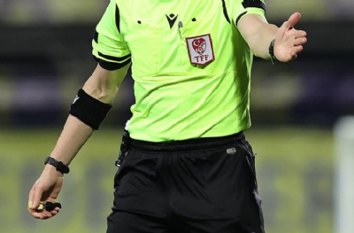 UEFA'dan Türk hakemlerine görev