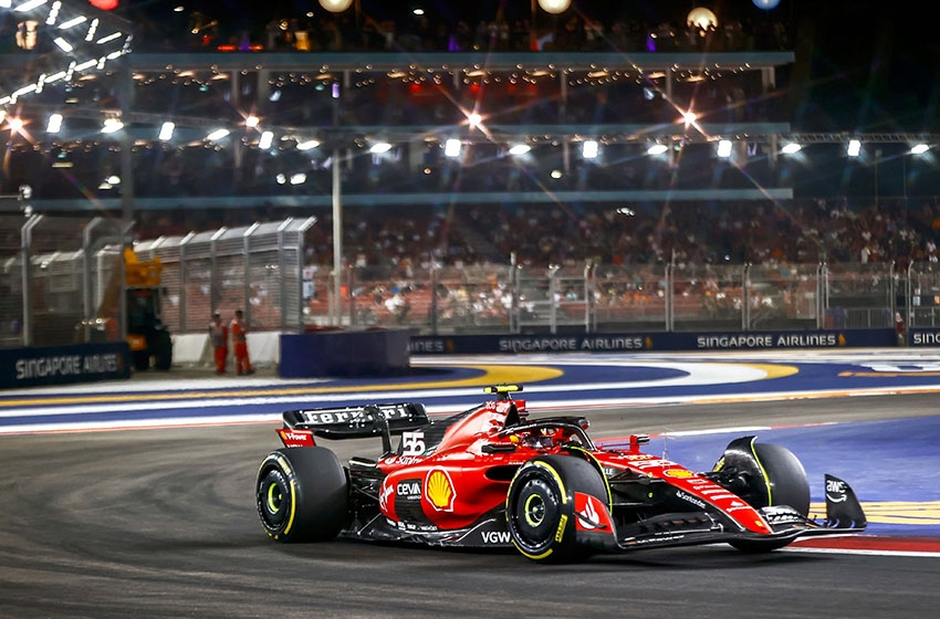 Singapur'a Ferrari damga vurdu! Red Bull şokta