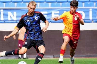 UEFA Gençlik Ligi: Galatasaray - Kopenhag: 1-5 (MAÇ SONUCU)