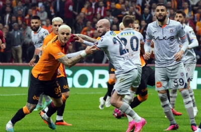 Galatasaray, Başakşehir'e karşı çok üstün