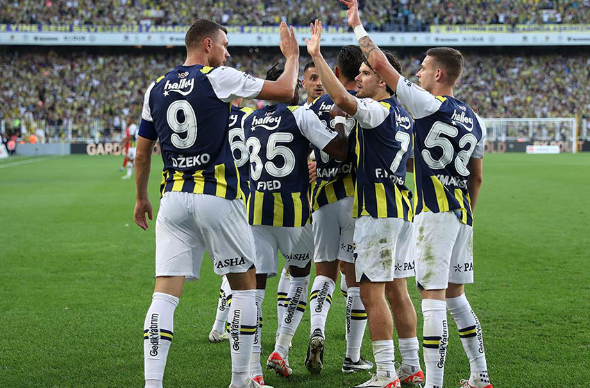 Fenerbahçe'den rekor: Sarı-Lacivertliler tarihi bir sezon yaşıyor