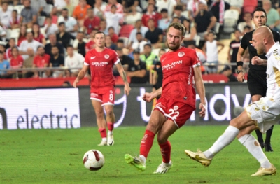 Antalyaspor galibiyet hasretine son verdi