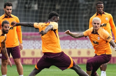 Galatasaray'da stoper sürprizi