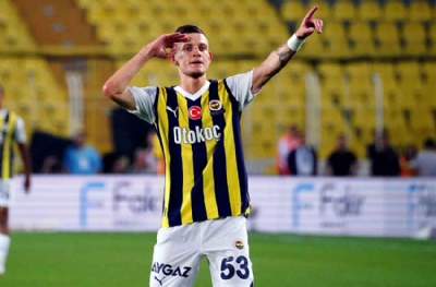 Napoli, Fenerbahçe'ye abone oldu! Bu kez hedefleri Sebastian Szymanski