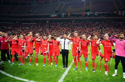 Şampiyon Ampute Futbol Milli Takımının daireleri teslim edilecek