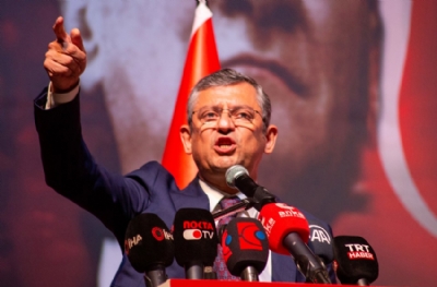 CHP'nin yeni genel başkanı Özgür Özel'in tuttuğu takım da ortaya çıktı!