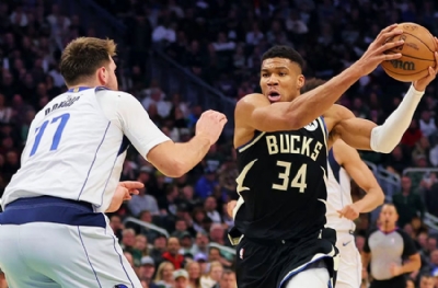 Milwaukee Bucks - Dallas Mavericks: 132-125 (MAÇ SONUCU)