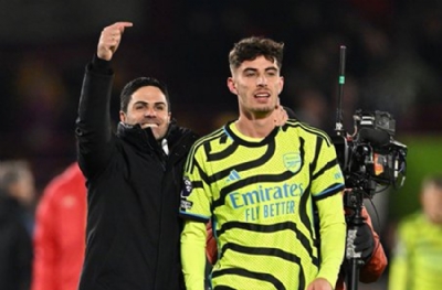 Premier Lig'in yeni lider Arsenal