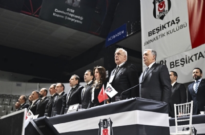 Korkulan olmadı! Beşiktaş'ta Ahmet Nur Çebi ve yönetimi ibra edildi