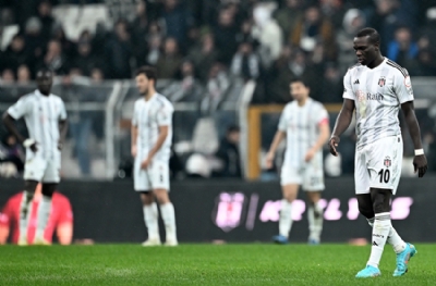 Beşiktaş'ta gündem netleşti! Kadro dışılar, cezalar ve teknik direktör değişikliği