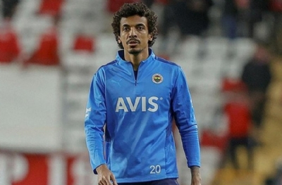 Luiz Gustavo takım buldu