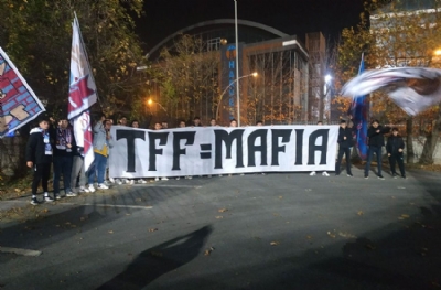 Trabzonspor'a pankart engeli! Stadyuma sokulmadı
