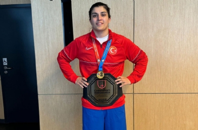 Kazakistan'da şampiyon Busenaz Sürmeneli