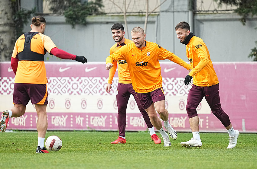 Galatasaray, Fenerbahçe Derbisinin Hazırlıklarını Sürdürdü