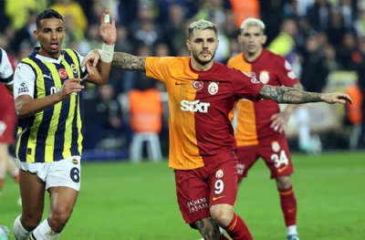 Galatasaray, TFF'ye Djiku'nun Icardi'ye yumruk görüntüsünü teslim etti