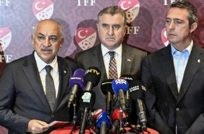 TFF-Fenerbahçe hakem için anlaştı! Spor Bakanı, Koç ve Büyükekşi'yi fırçaladı
