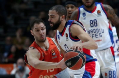 Valencia Basket - Anadolu Efes maç sonucu: 93-88