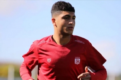 Fotospor yazdı! Türk futbolunun yeni yıldızı Premier Ligin yolunu tuttu