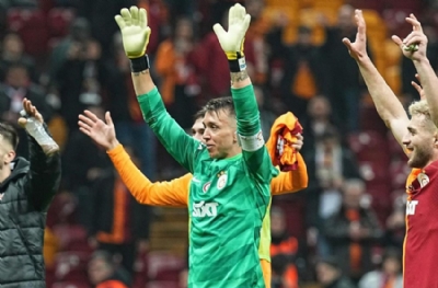 'Muslera'nın dansı yüzünden Kayserispor'un penaltısı tekrarlanmalıydı'