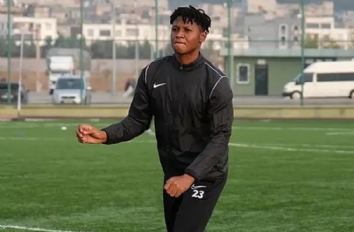  ALG Spor resmen açıkladı! Patricia Seteco erkek mi? Kadın futbol takımında oynaması normal mi?