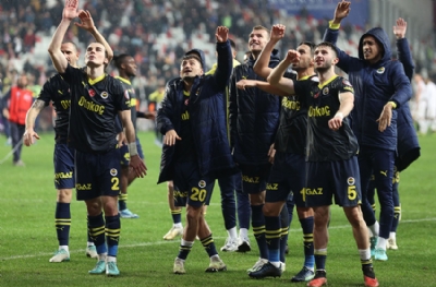 Cengiz Han imparatorluk kuruyor! Fenerbahçe'nin yıldızı uçuyor 