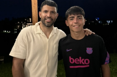 Babası Sergio Agüero, dedesi Maradona ve vaftiz babası Lionel Messi