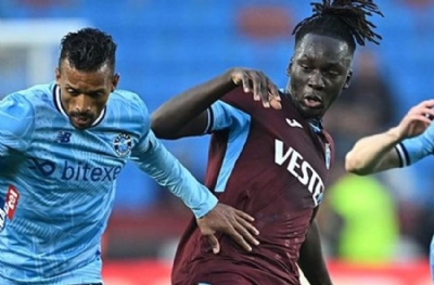 Batista Mendy: Hoca isterse stoperde de oynarım