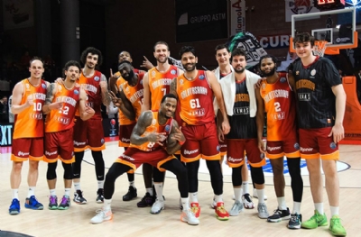Galatasaray lider Telekom Baskets Bonn'u konuk ediyor
