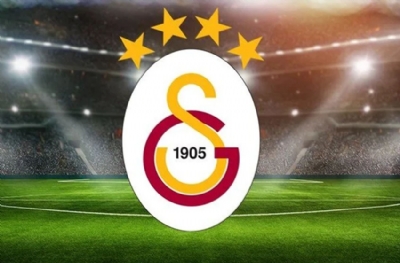 Galatasaray da topa girdi! Mert Hakan tüm rakipleri birleştirdi 