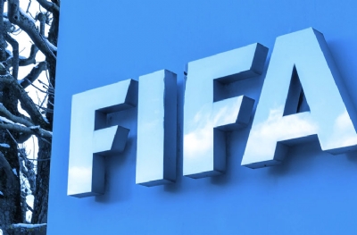 FIFA'dan Türk hakemlerine ceza