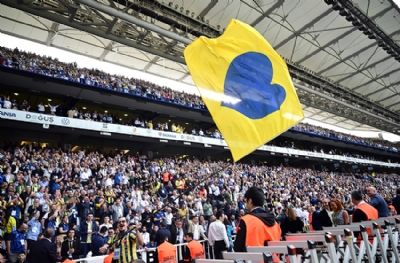 'Salt çoğunluk için taraftar alındı!' Fenerbahçe genel kurulu mahkemelik