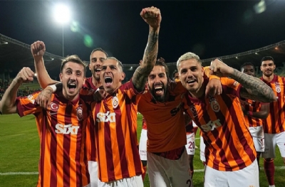 Galatasaraylı oyuncuların sevincinin nedeni! Dursun Özbek'in kalbine inecek!