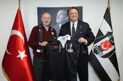 Doğuş Holding Yönetim Kurulu Başkanı Ferit Şahenk, Beşiktaş Kulübünü ziyaret etti