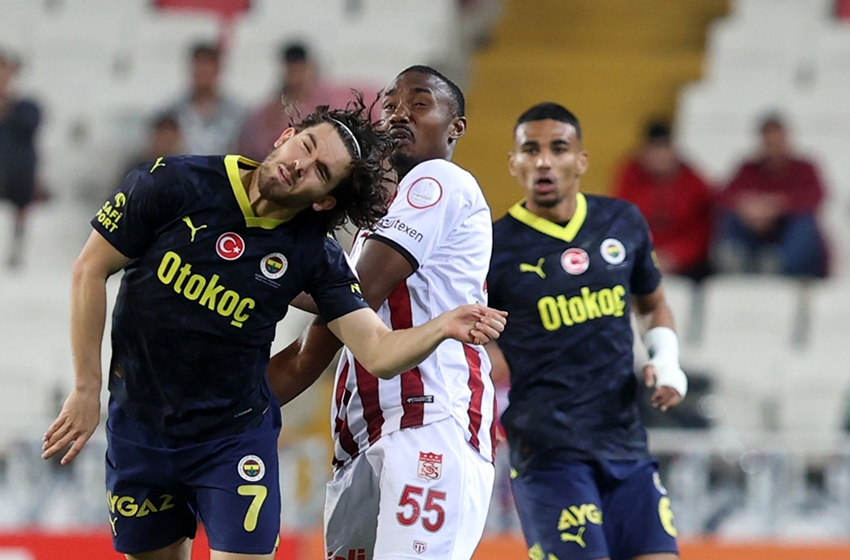Sivasspor - Fenerbahçe maç sonucu: 2-2