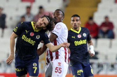 Sivasspor - Fenerbahçe maç sonucu: 2-2