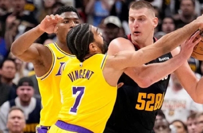 NBA play-off'larında Nuggets, Lakers'ı yenerek seriyi 2-0 yaptı