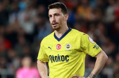 Mert Hakan Yandaş, Fenerbahçe'nin derbi kadrosunu Fatih Terim'e sızdırdı