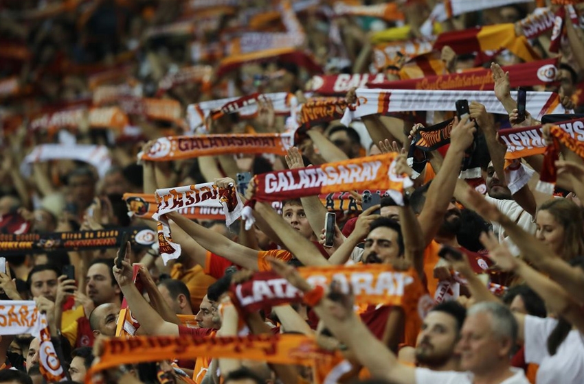 'Galatasaray'da hırsızlık var. 70 milyon Dolar, borç 500 milyon Dolar'a çıktı'