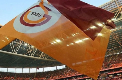Galatasaray'da kriz! 'Atılan imzalar kağıt üzerinde, KAP'a ve TFF'ye gitmedi'