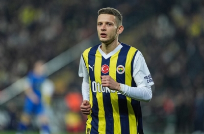 Menajeri rest çekti! 'Szymanski gelecek sezon Fenerbahçe'de olmayacak'