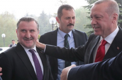 İşte Erokspor'un yıldızları! Cumhurbaşkanı Tayyip Erdoğan ve Spor Bakanı Aşkın Bak 