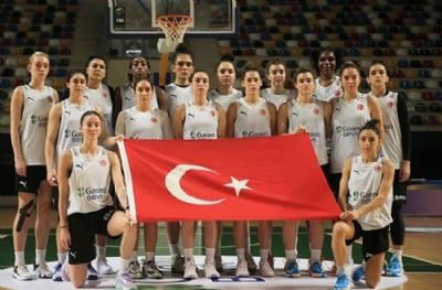 İşte A Milli Kadın Basketbol Takımı'nın kamp kadrosu 