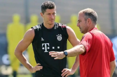 Hayırlı olsun! Hansi Flick teklifi kabul etti, Lewandowki ile buluşmaya hazır