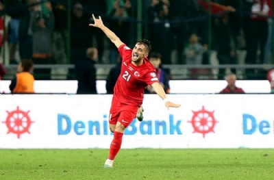 Yunus Akgün Galatasaray'a geri döndü